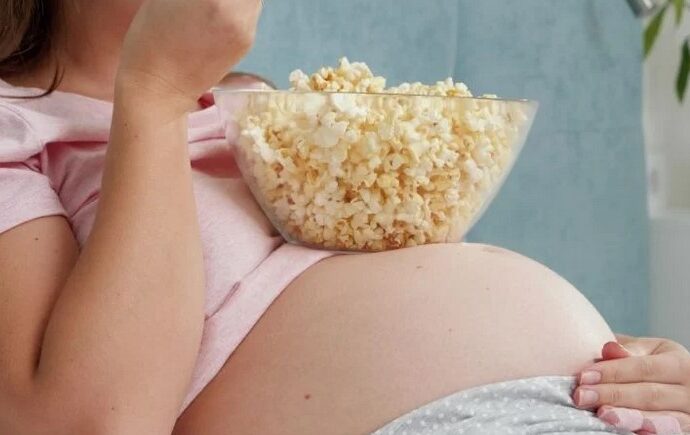 Is Popcorn Good For Pregnant Women?